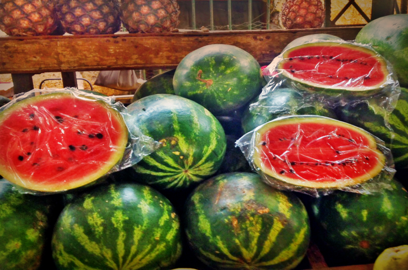 Haga su mercado en la carretera de Holguín a Baracoa.